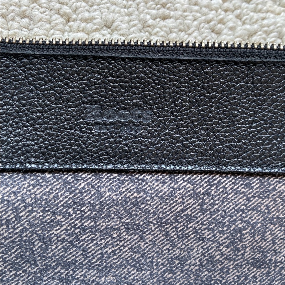 Roots Edie Black & Grey Leather Crossbody Bag Purse - Picture 3 of 12